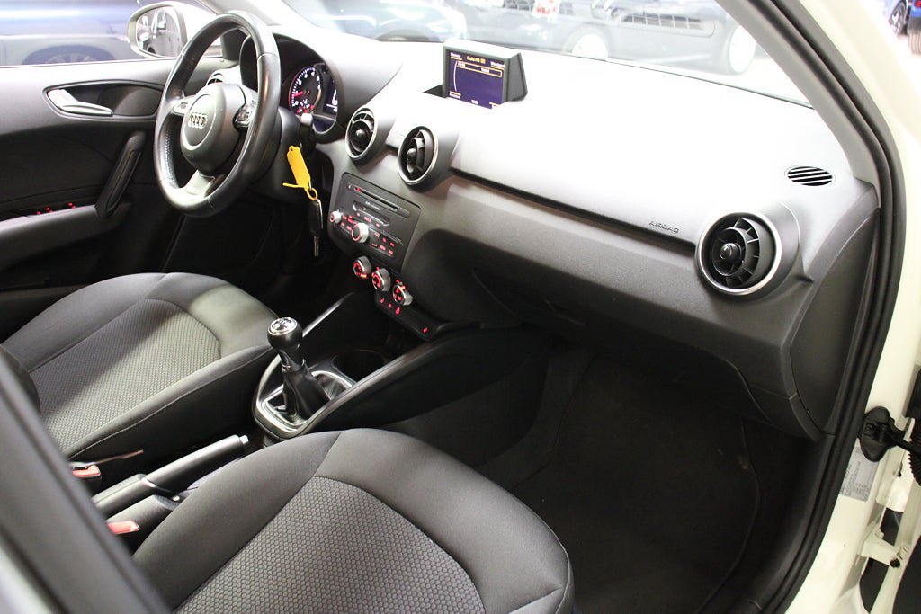 Vehicle Image 15