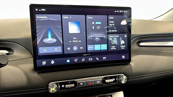 Vehicle Image 12