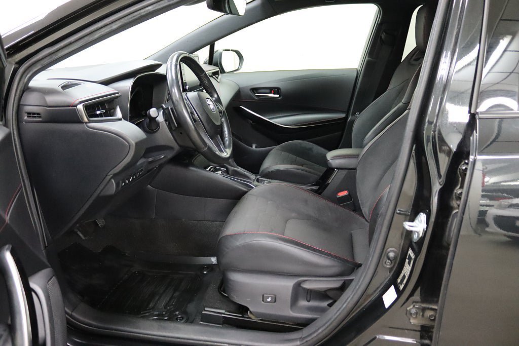 Vehicle Image 10
