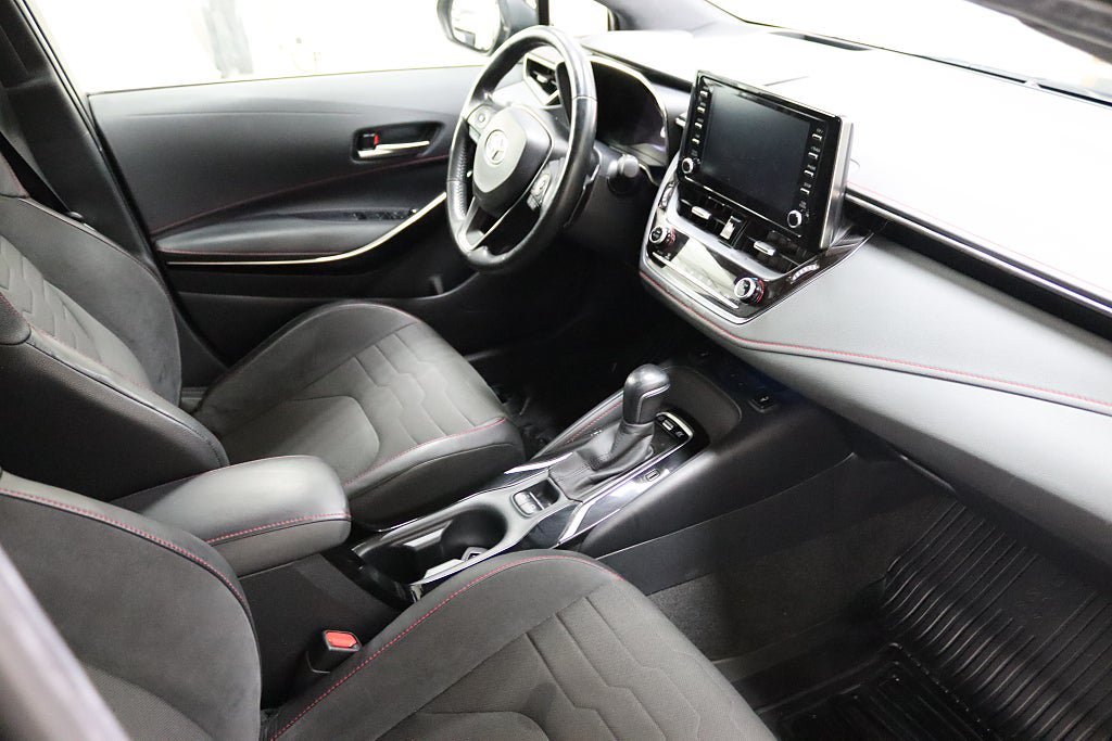 Vehicle Image 15
