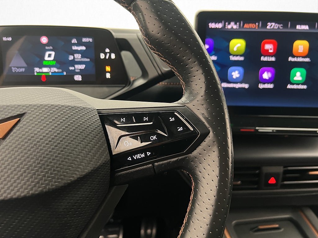 Vehicle Image 17
