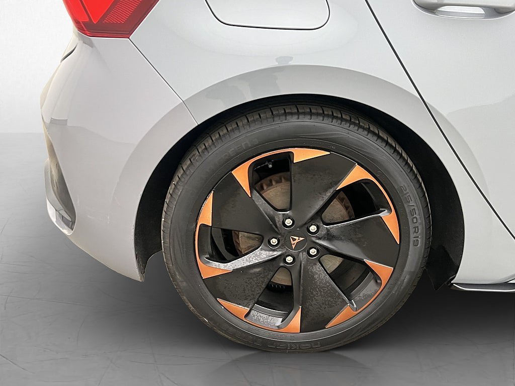 Vehicle Image 31