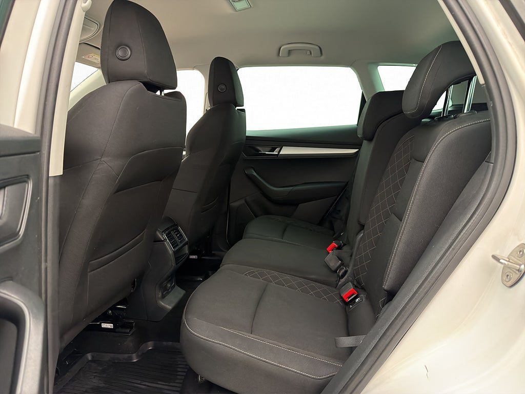 Vehicle Image 24