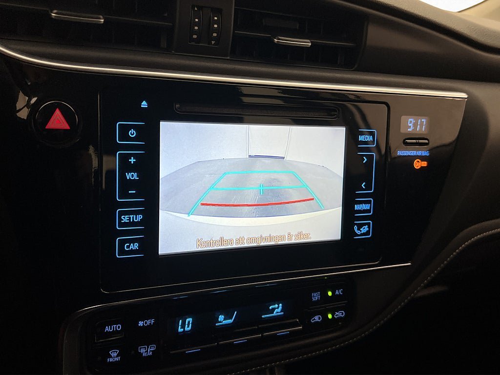 Vehicle Image 17