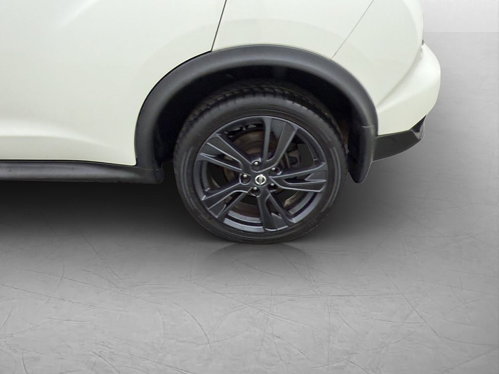 Vehicle Image 25