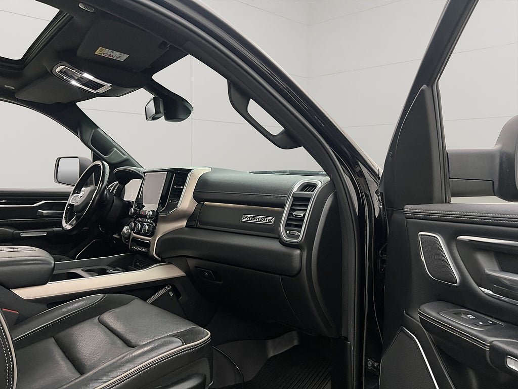 Vehicle Image 35