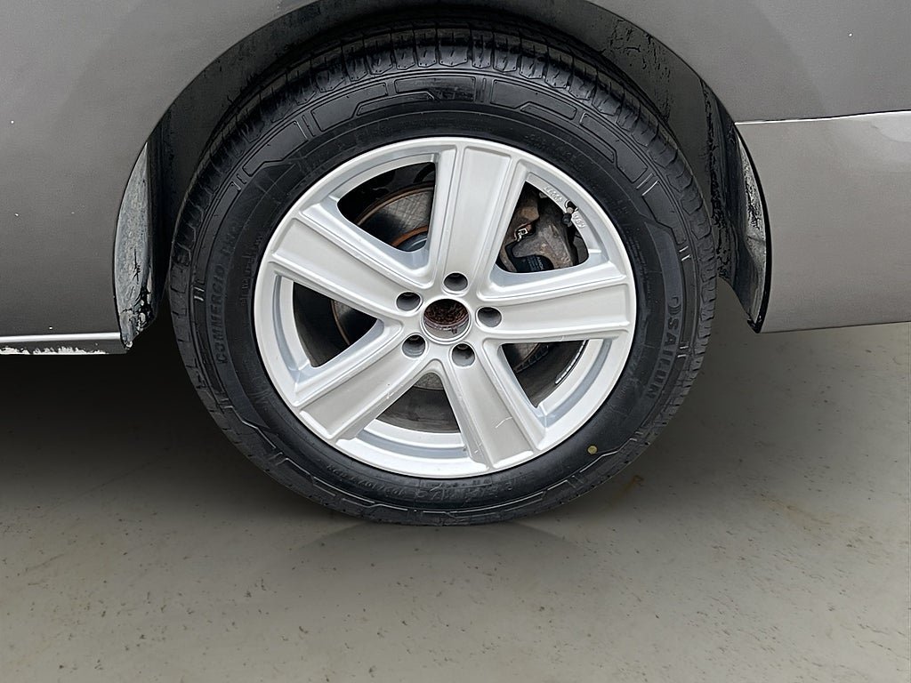 Vehicle Image 31