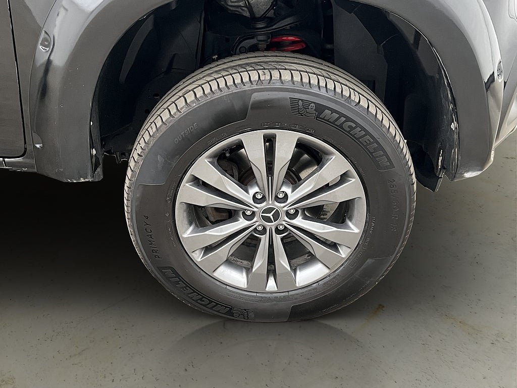 Vehicle Image 37