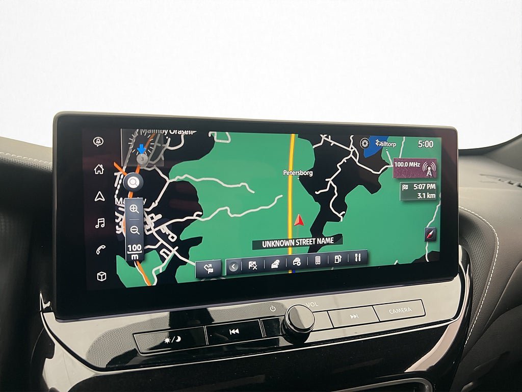 Vehicle Image 13