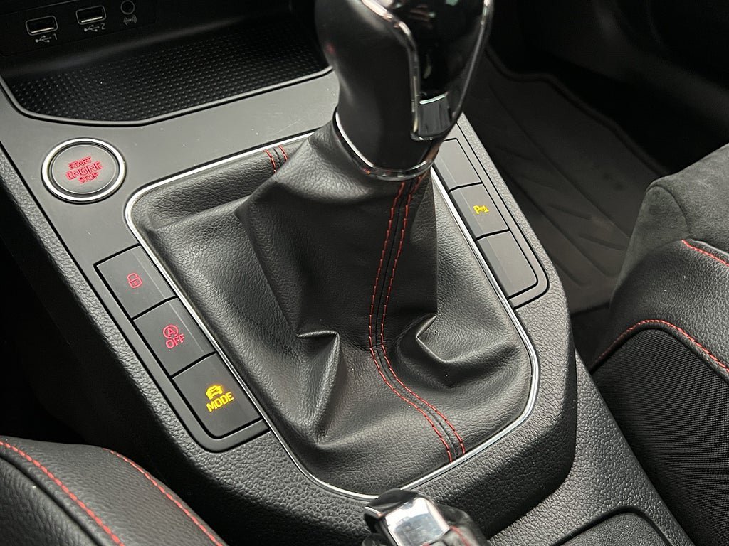 Vehicle Image 23