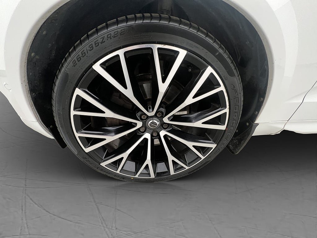 Vehicle Image 33