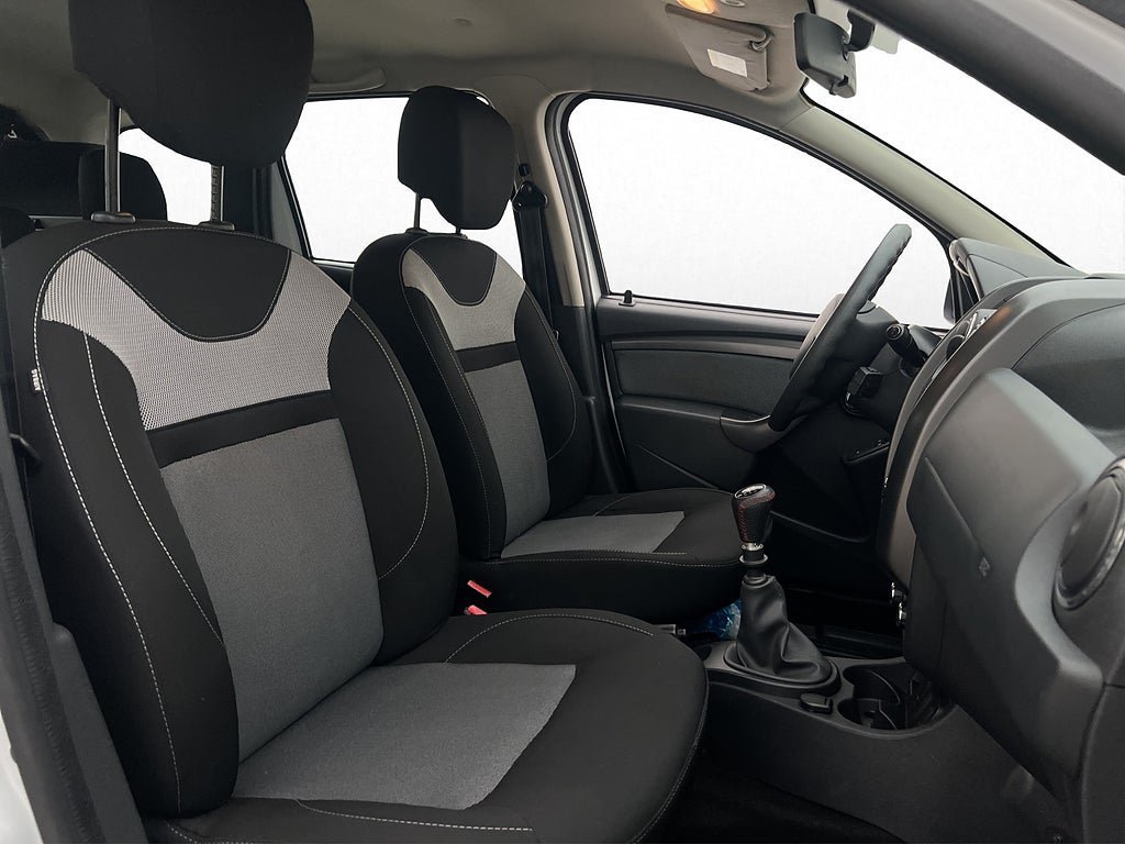 Vehicle Image 21
