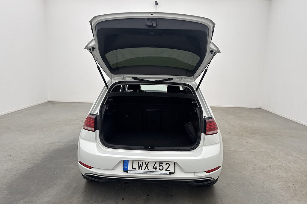 Vehicle Image 26
