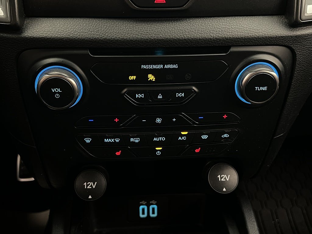 Vehicle Image 27