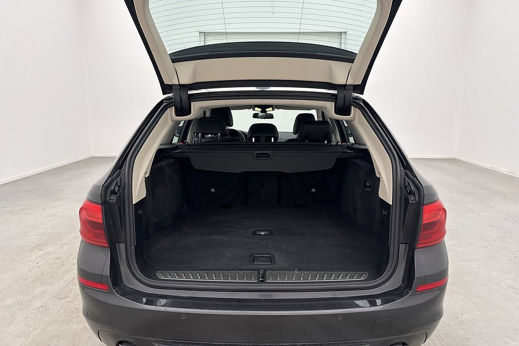 Vehicle Image 37