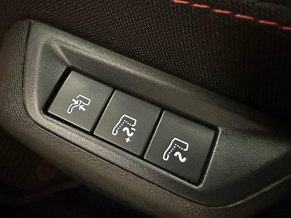 Vehicle Image 27