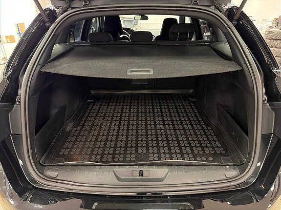 Vehicle Image 29