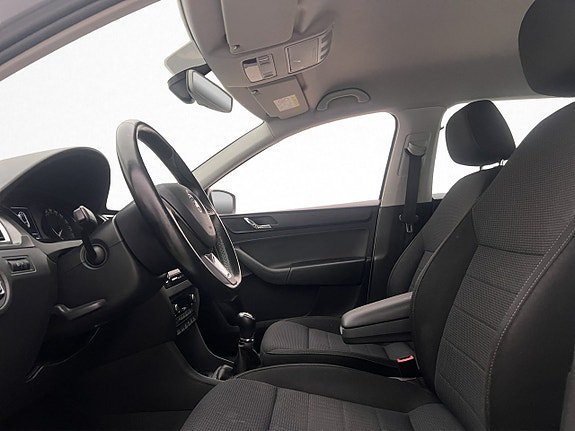 Vehicle Image 14