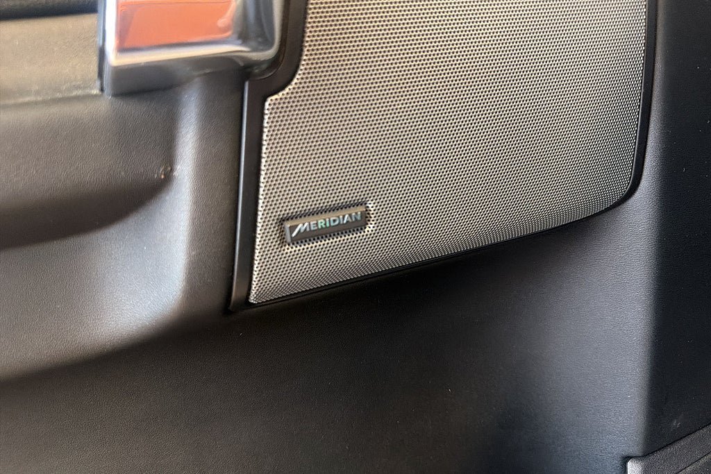 Vehicle Image 17