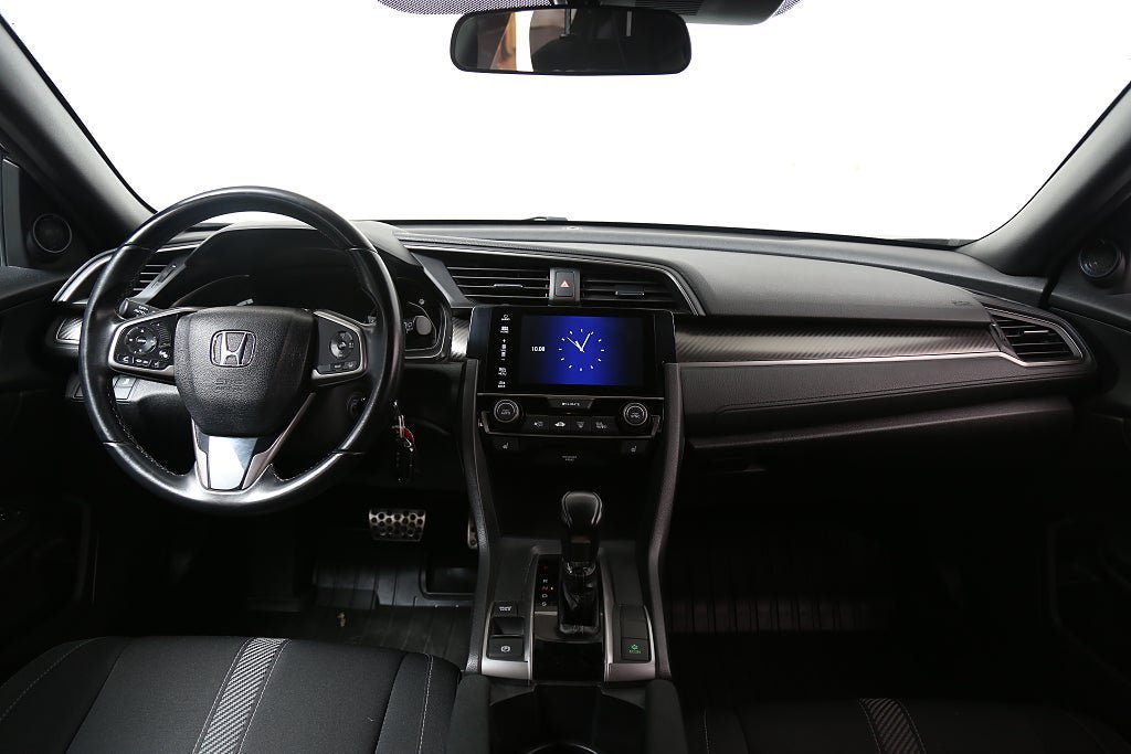 Vehicle Image 17