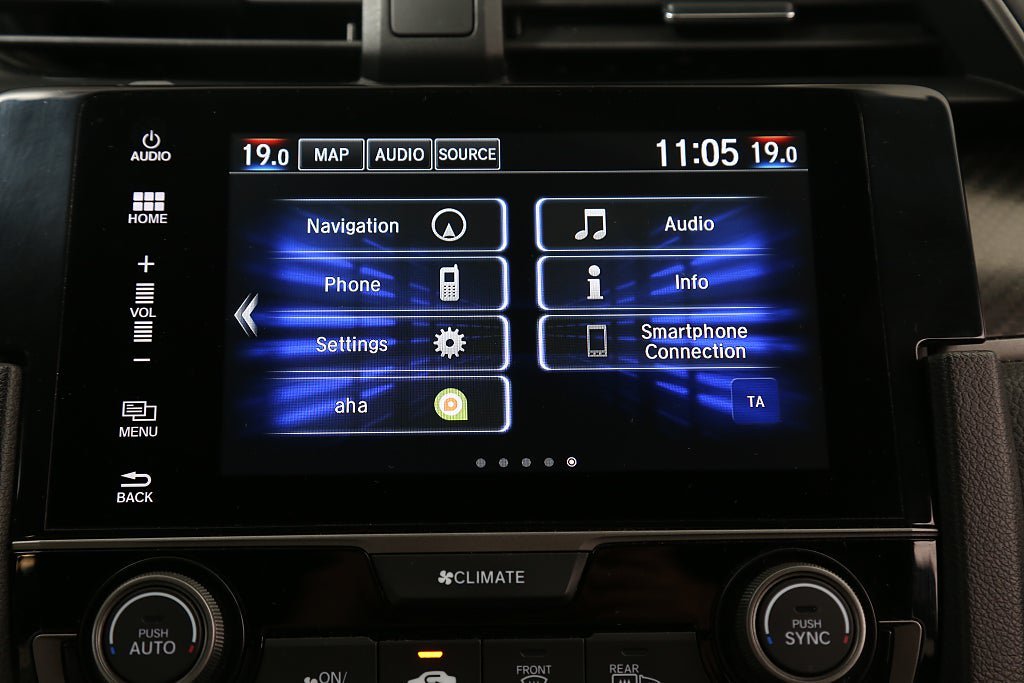 Vehicle Image 18