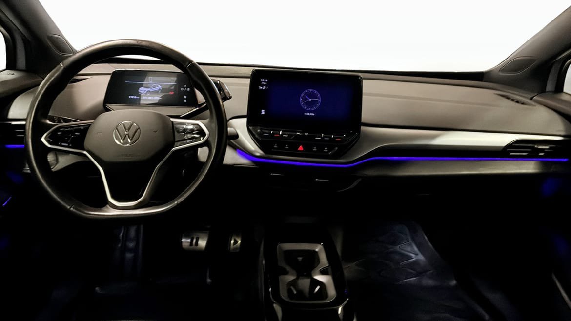 Vehicle Image 10