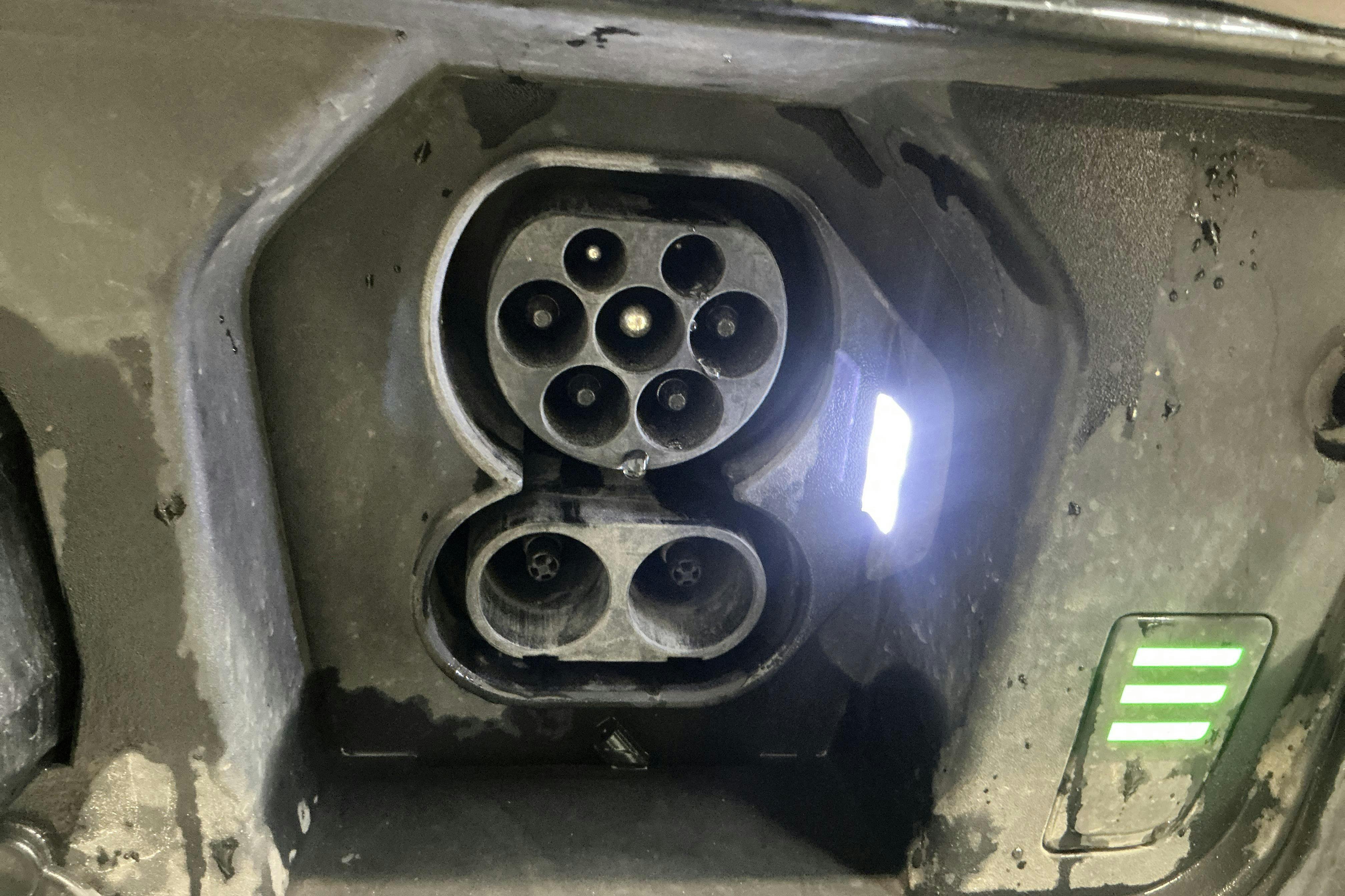 Vehicle Image 15