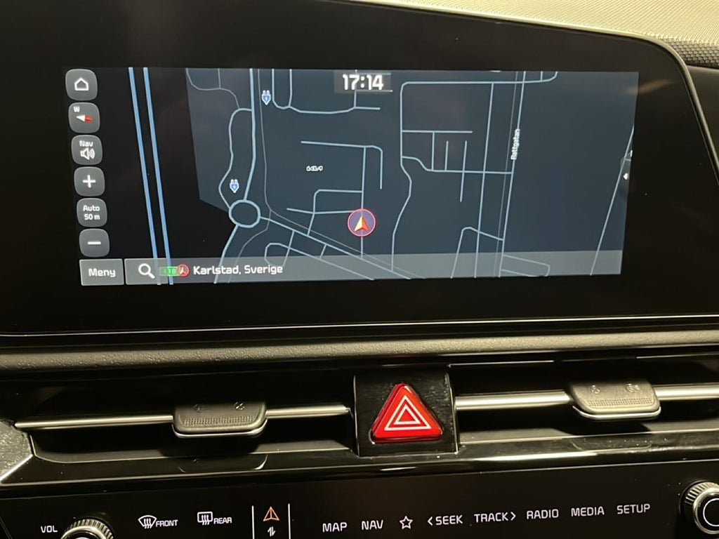Vehicle Image 11
