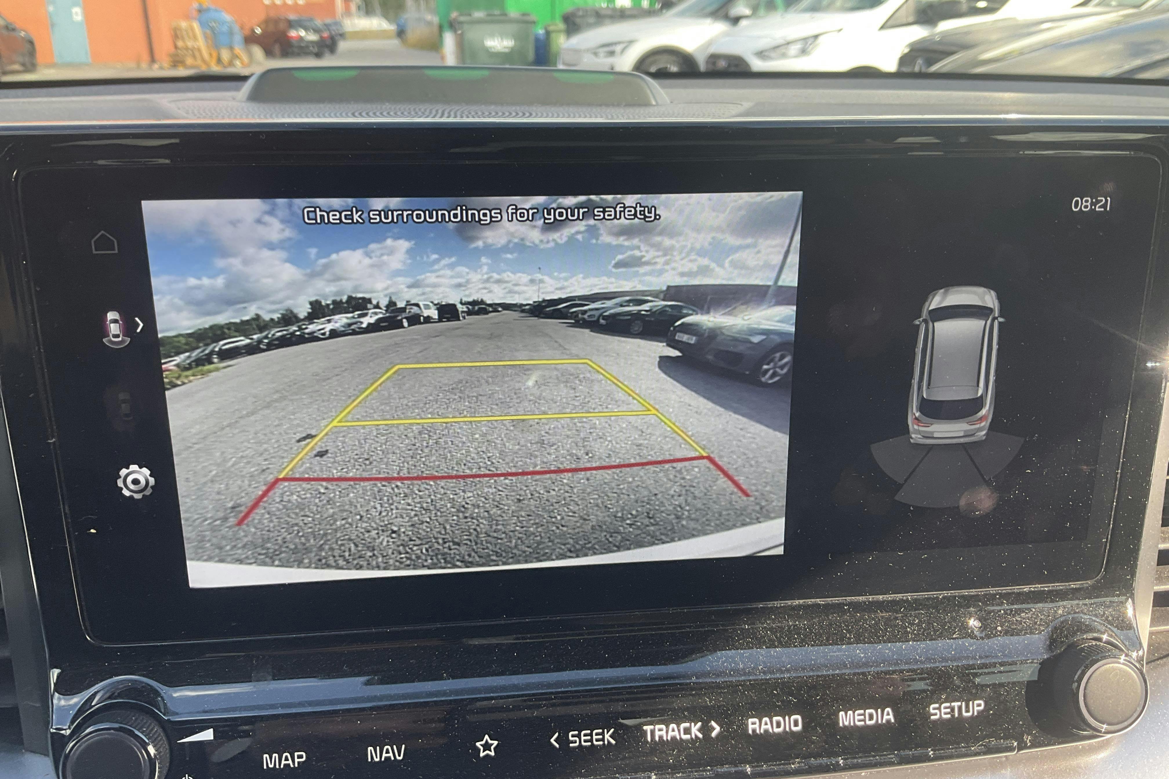 Vehicle Image 14