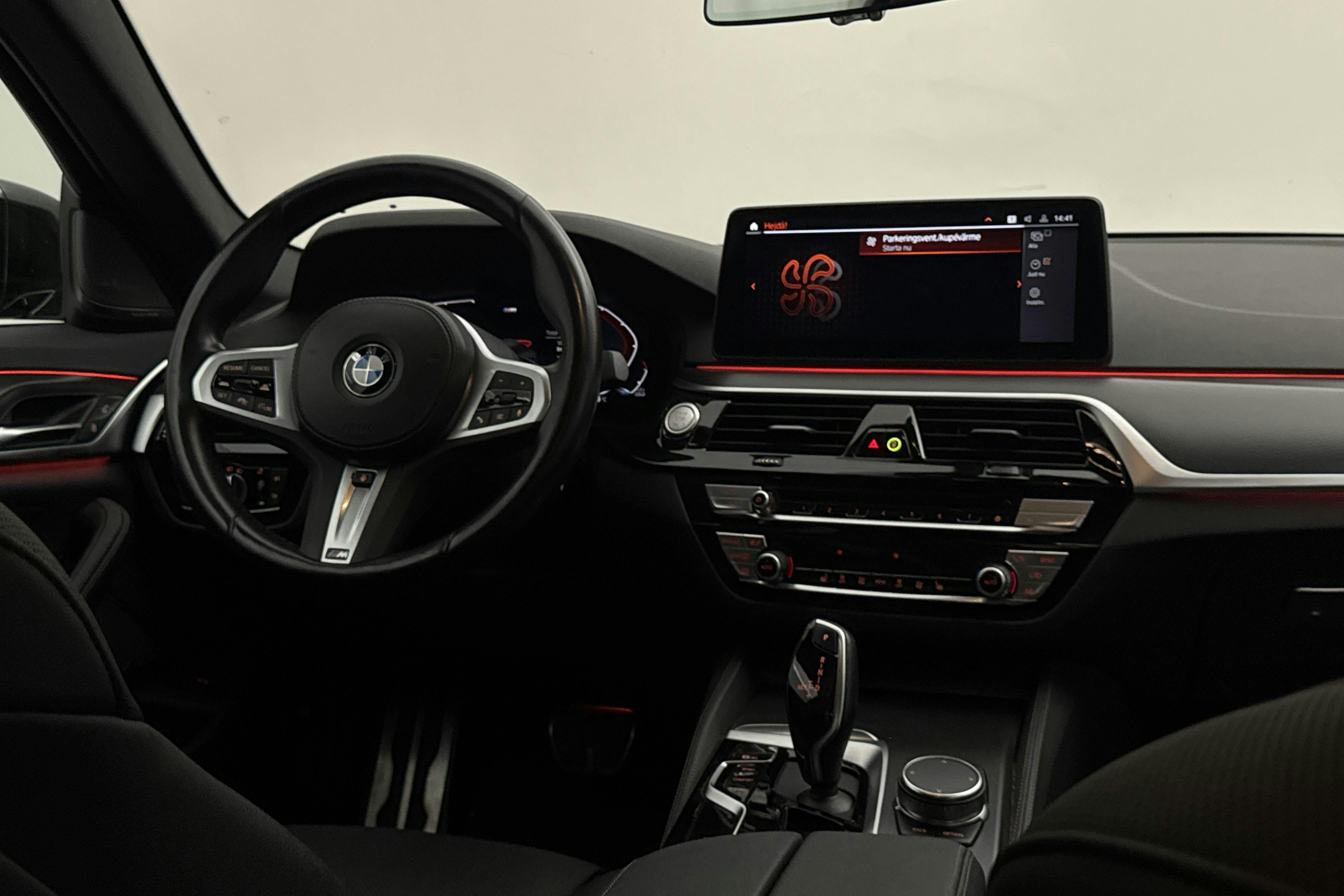 Vehicle Image 18