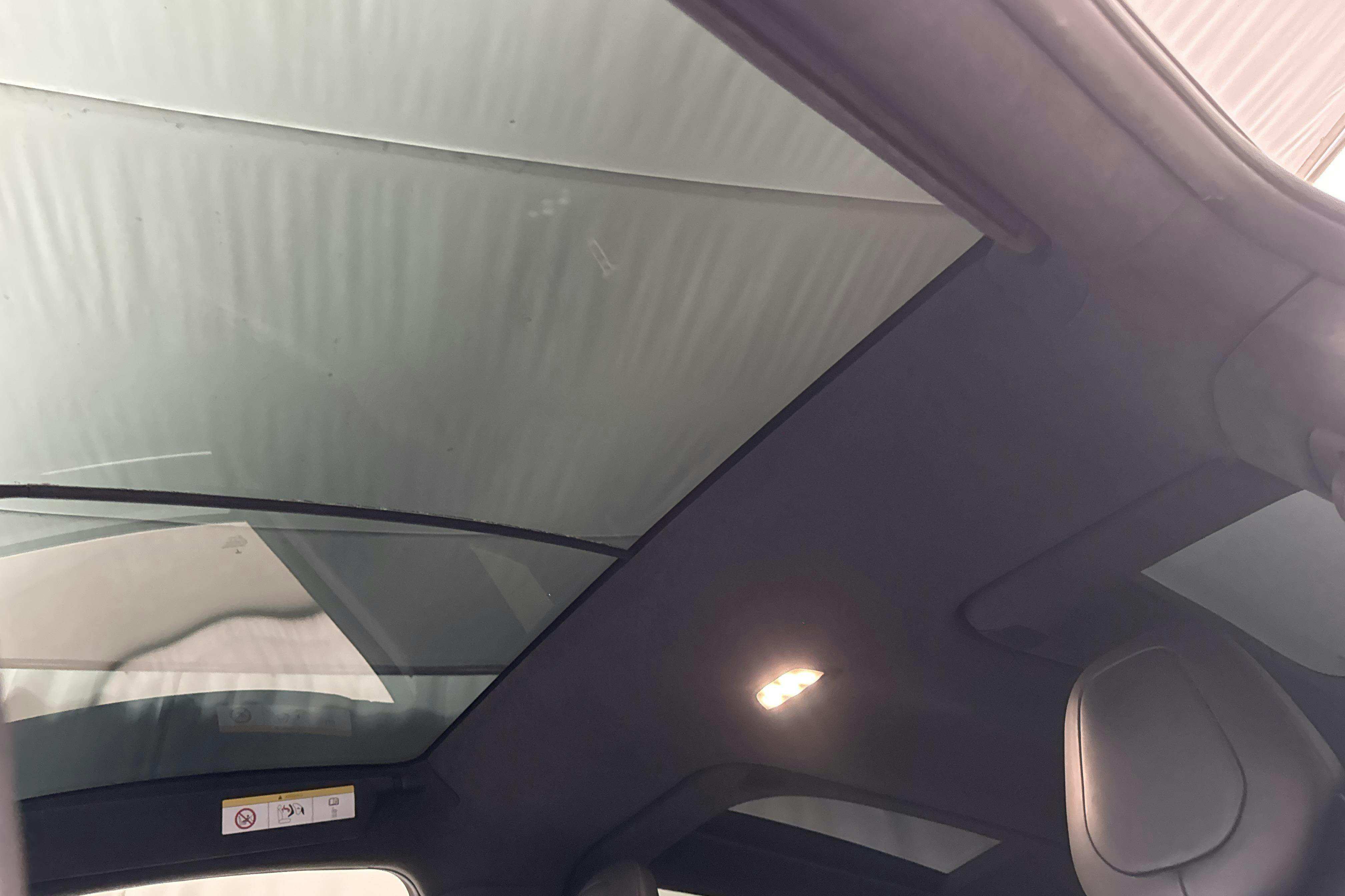 Vehicle Image 19