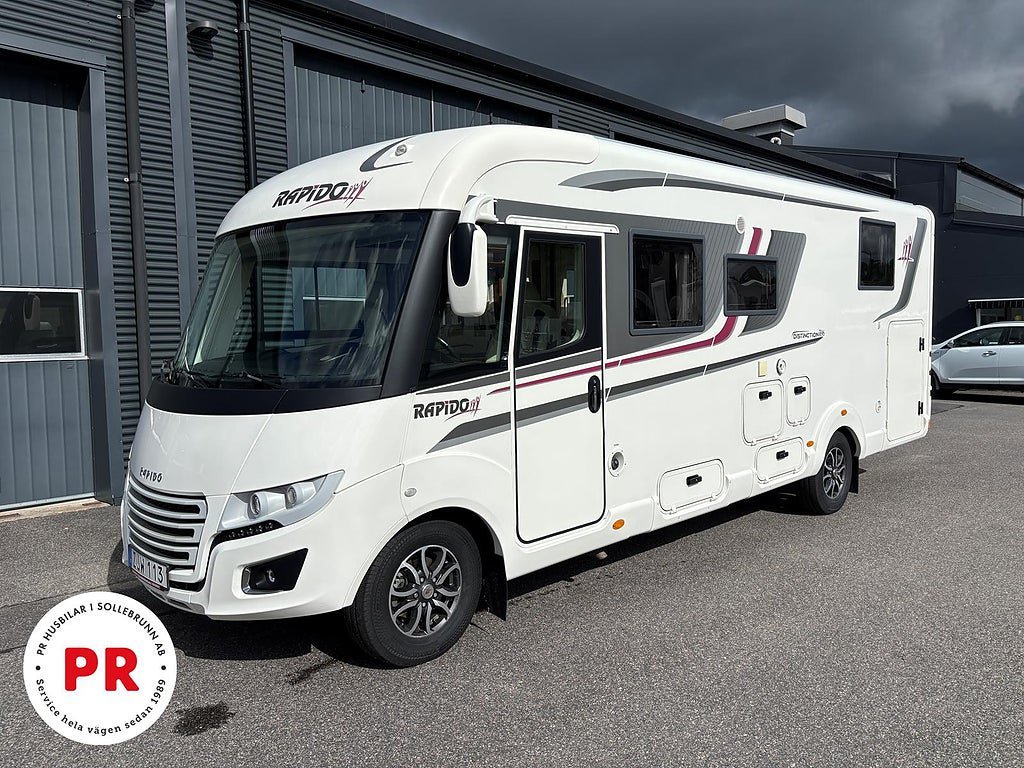 Vehicle Image 12