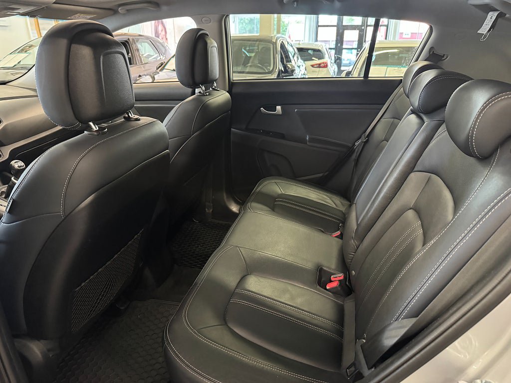 Vehicle Image 20