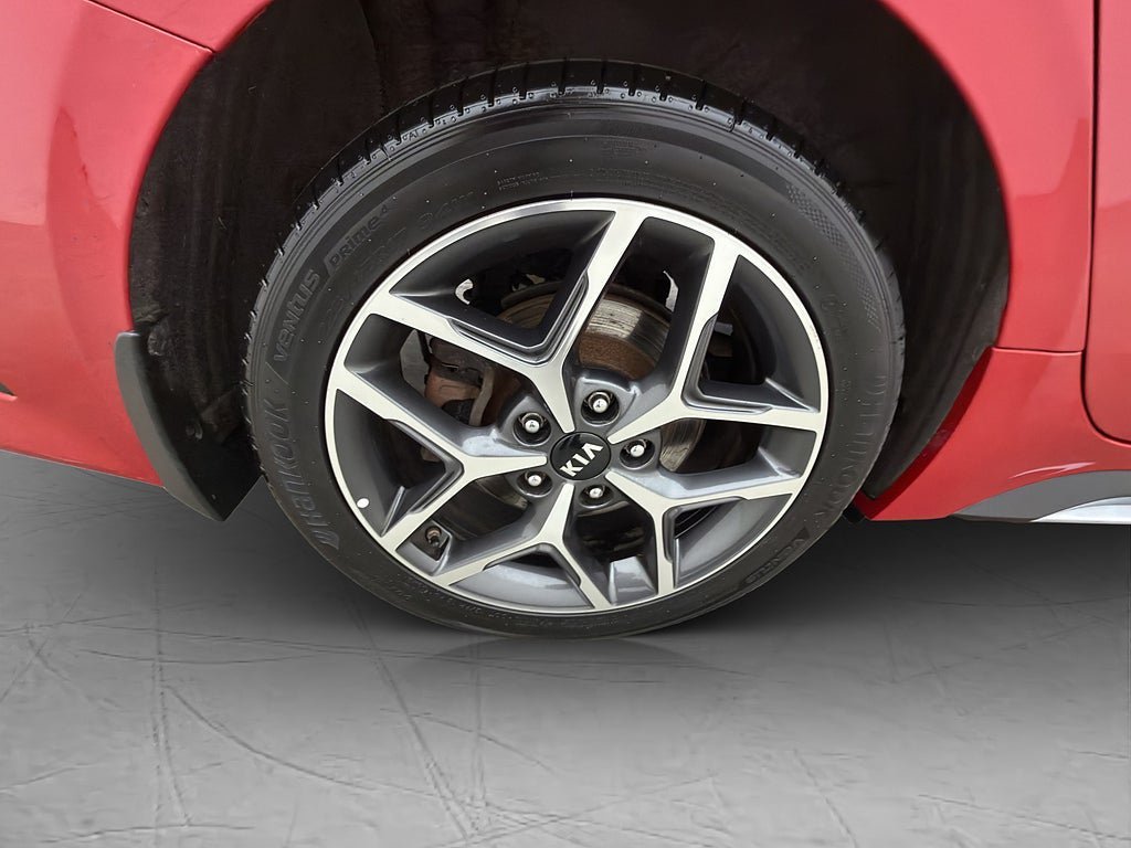 Vehicle Image 26