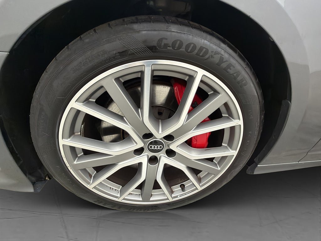 Vehicle Image 31