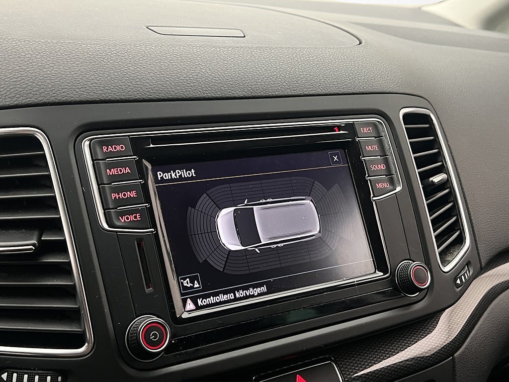 Vehicle Image 28