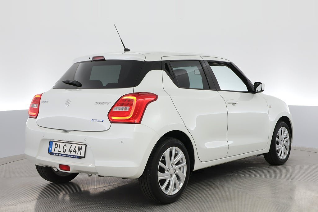 Vehicle Image 7