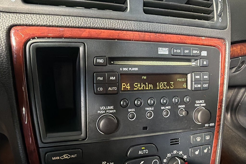 Vehicle Image 17