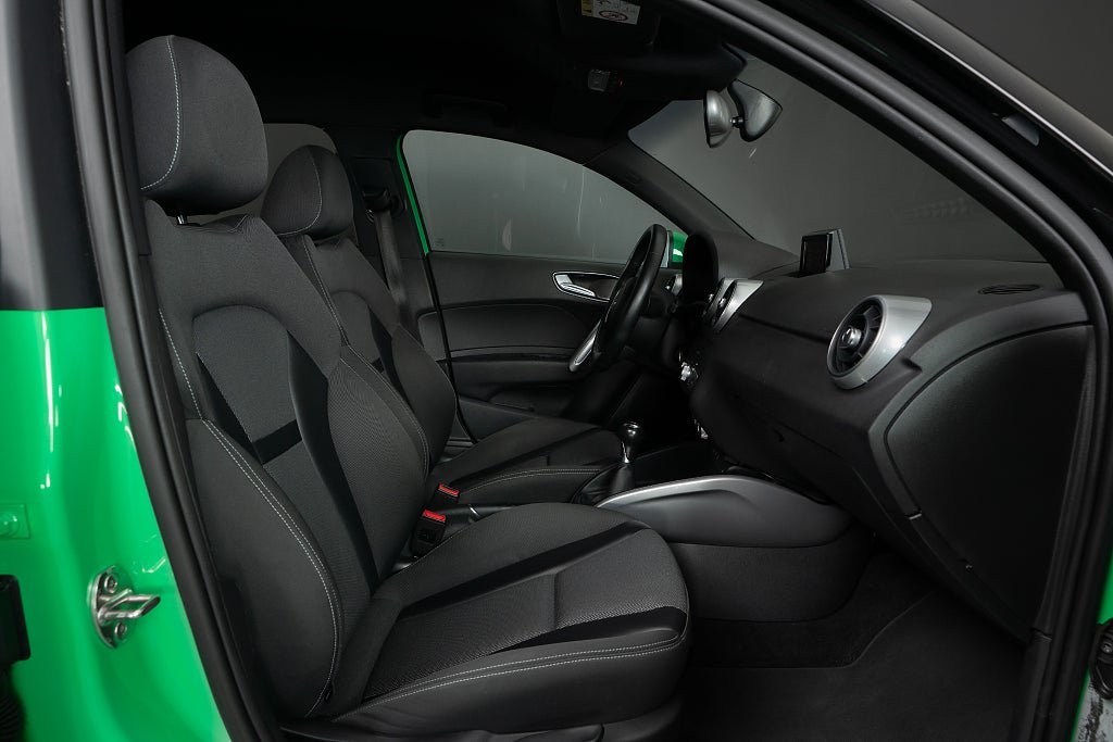 Vehicle Image 18