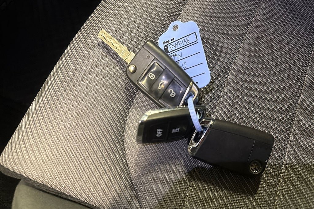 Vehicle Image 19