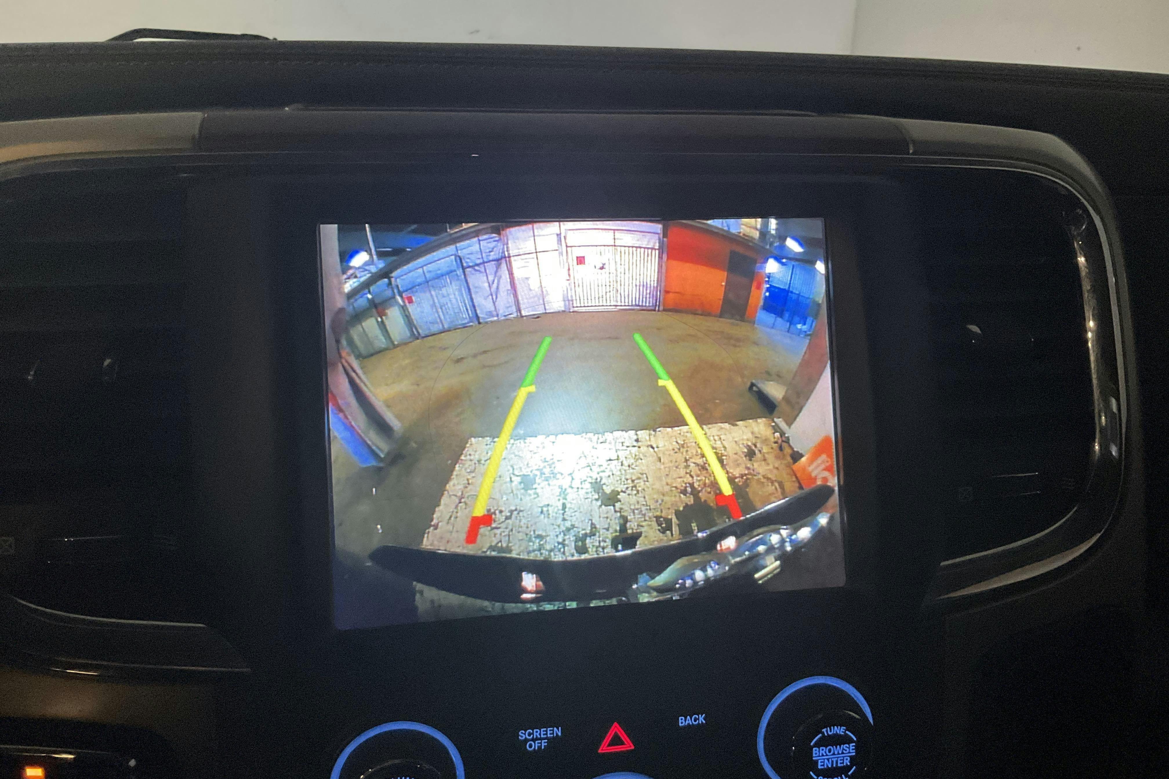 Vehicle Image 12