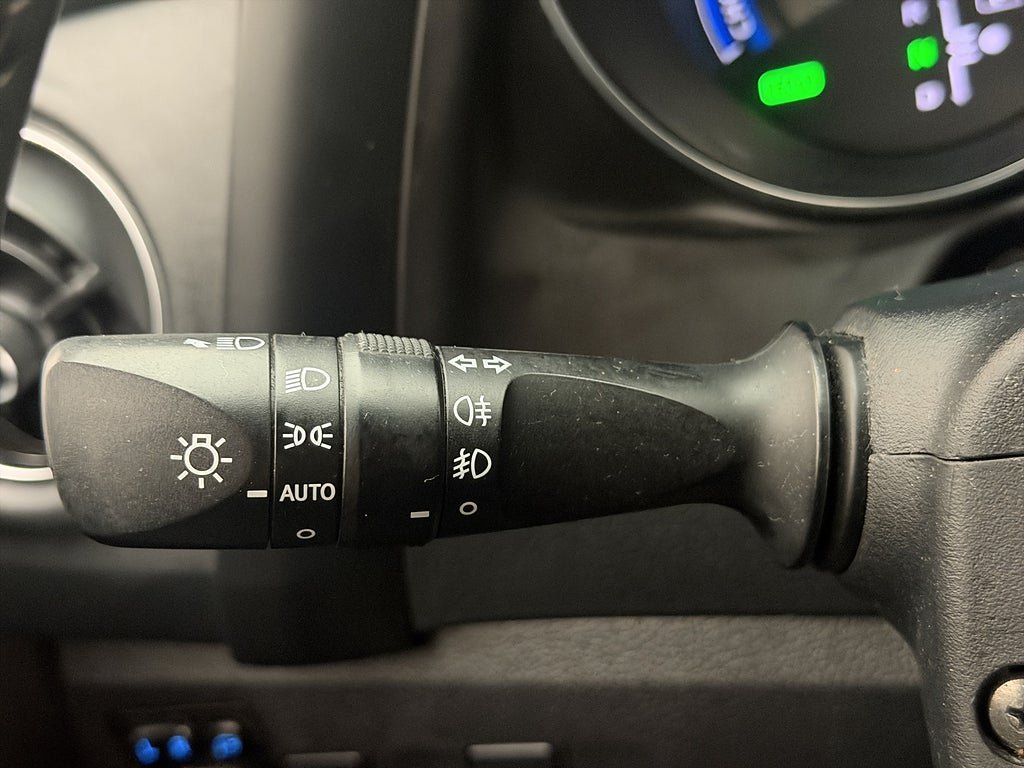 Vehicle Image 15