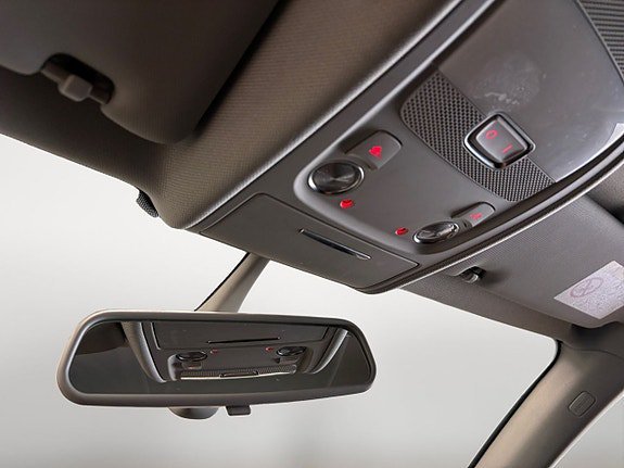 Vehicle Image 21
