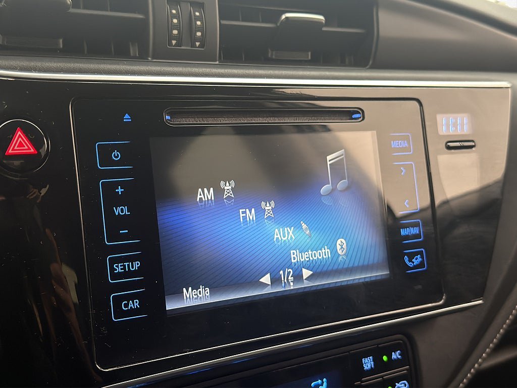 Vehicle Image 22
