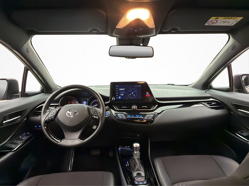 Vehicle Image 12