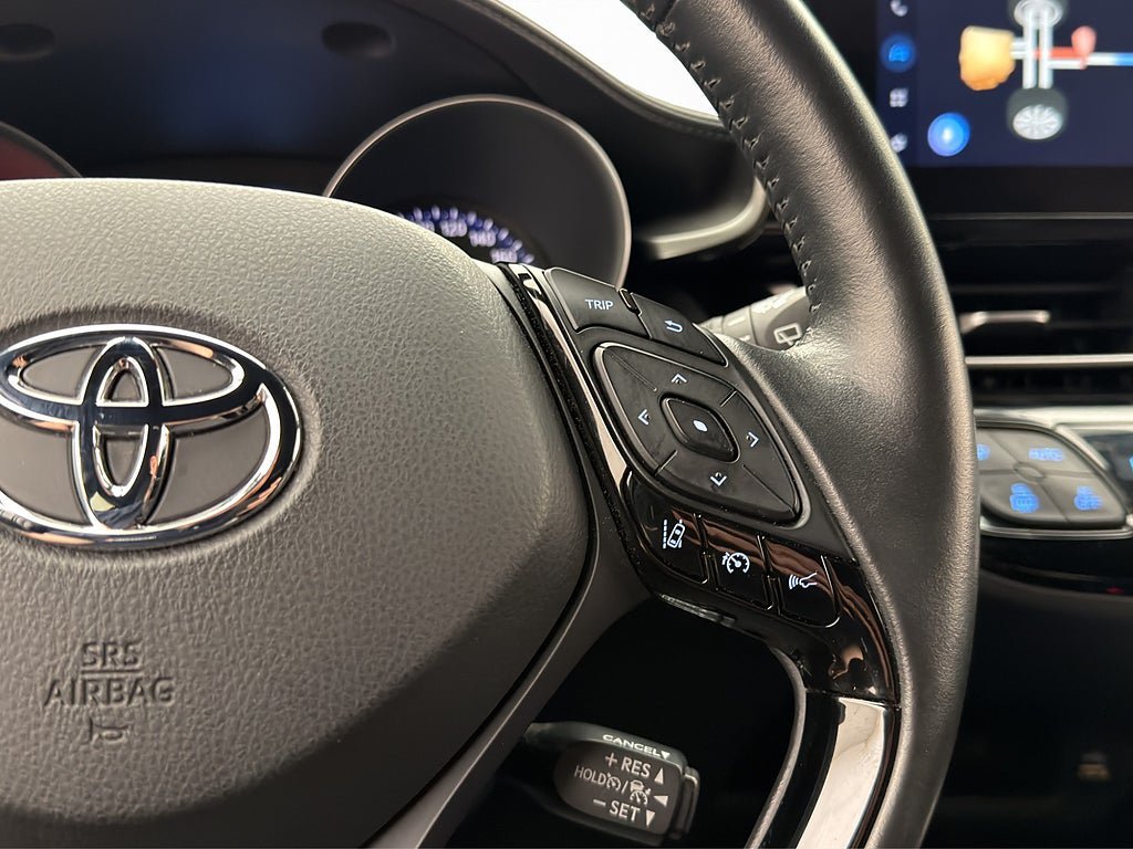Vehicle Image 17