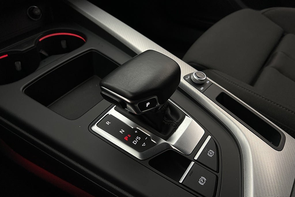 Vehicle Image 19