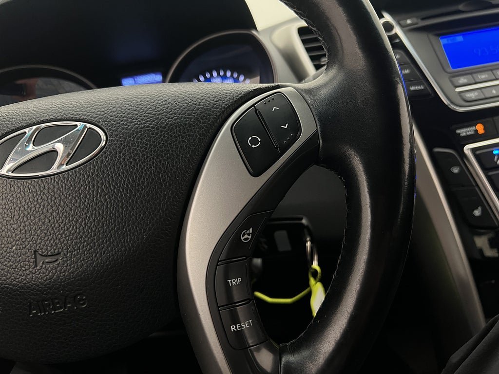 Vehicle Image 15