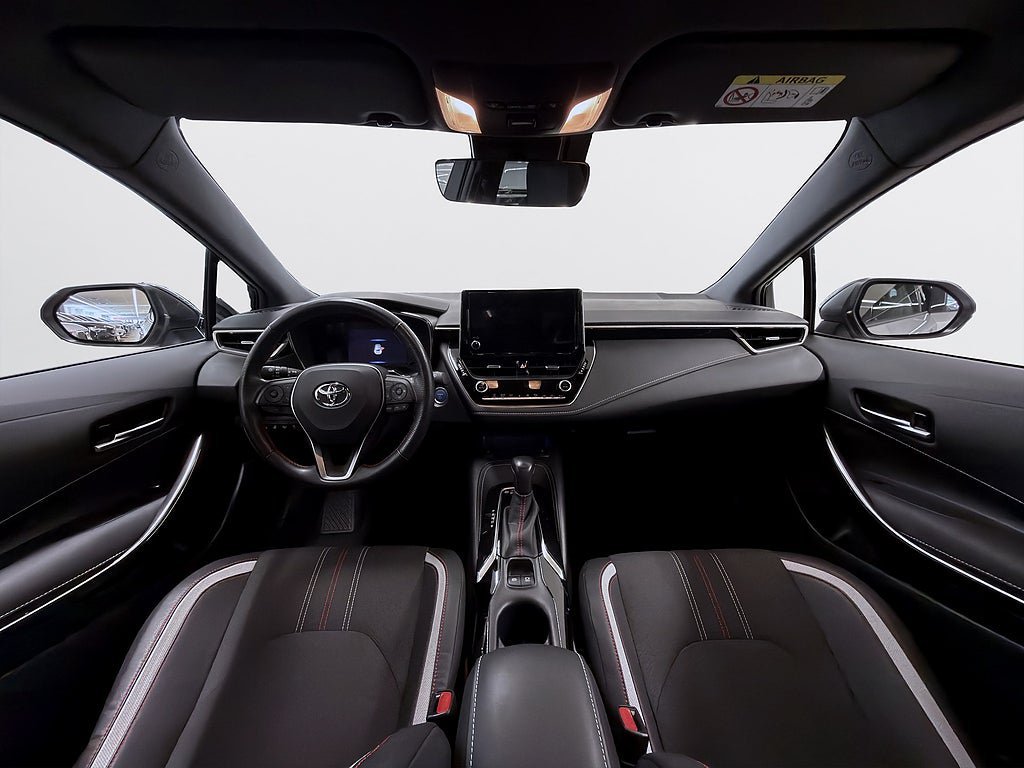 Vehicle Image 10