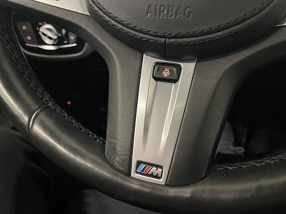 Vehicle Image 26